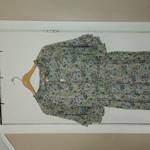 Nwt Adyson Parker floral dress size large.